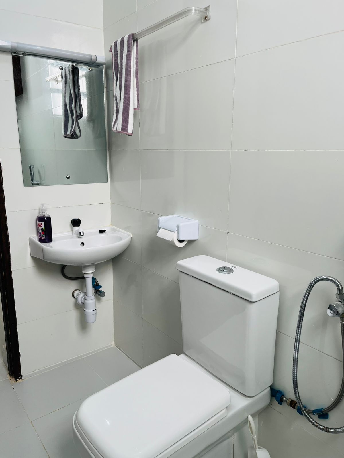 Modern Studio appartment Diani | Roomfinder