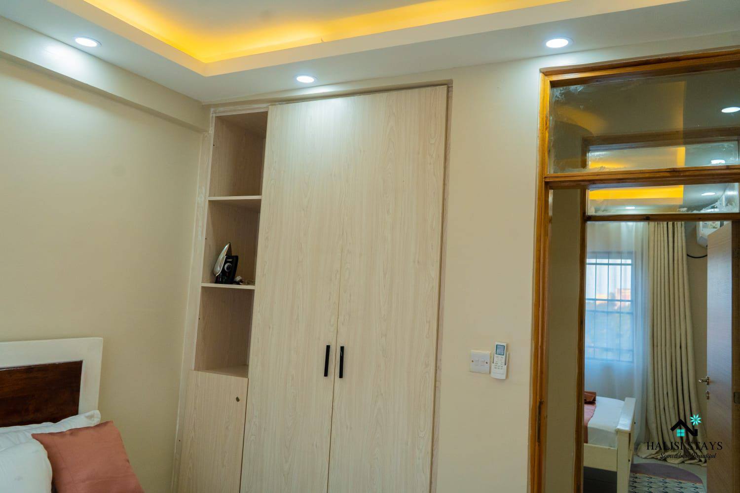 Executively Furnished 2 Bedroom Airbnb available in Mombasa town Buxton | Roomfinder