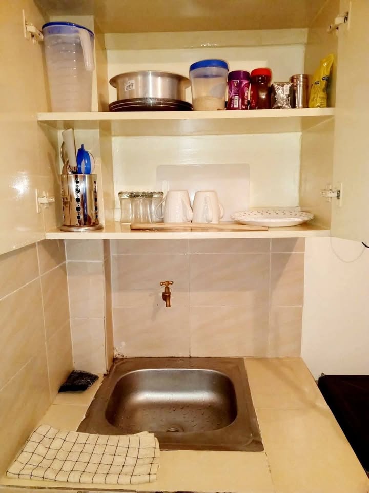 Fully furnished Studio Airbnb in Nairobi South B | Roomfinder