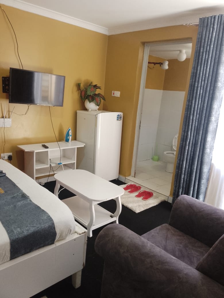Modern 1 Bedroom Airbnb in Eldoret CBD Sosian Street near Naivas sokoni | Roomfinder