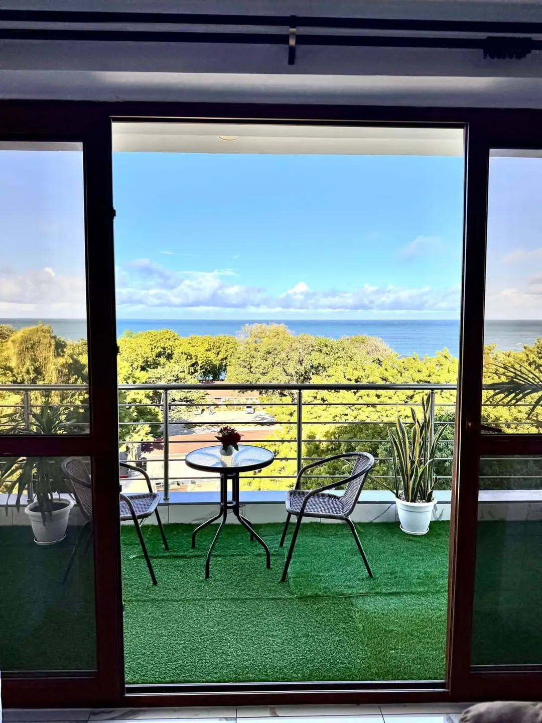 Executively Furnished Seaview 3 Bedroom Airbnb, Nyali | Roomfinder