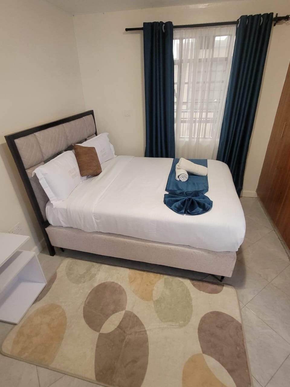 Modern 2 Bedroom AIRBNB in  NAKURU CBD | Roomfinder