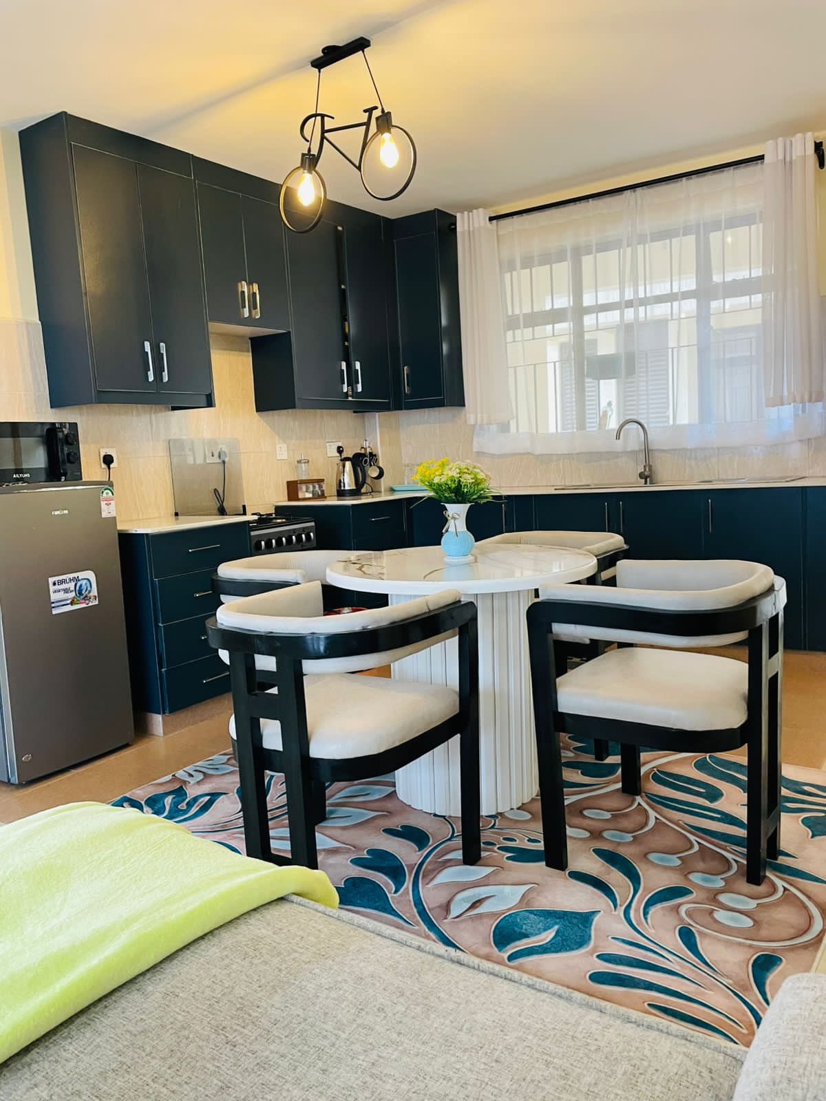 Spacious and magnificently designed 2 Bedrooms AirBnB in Nakuru Section 58 | Roomfinder