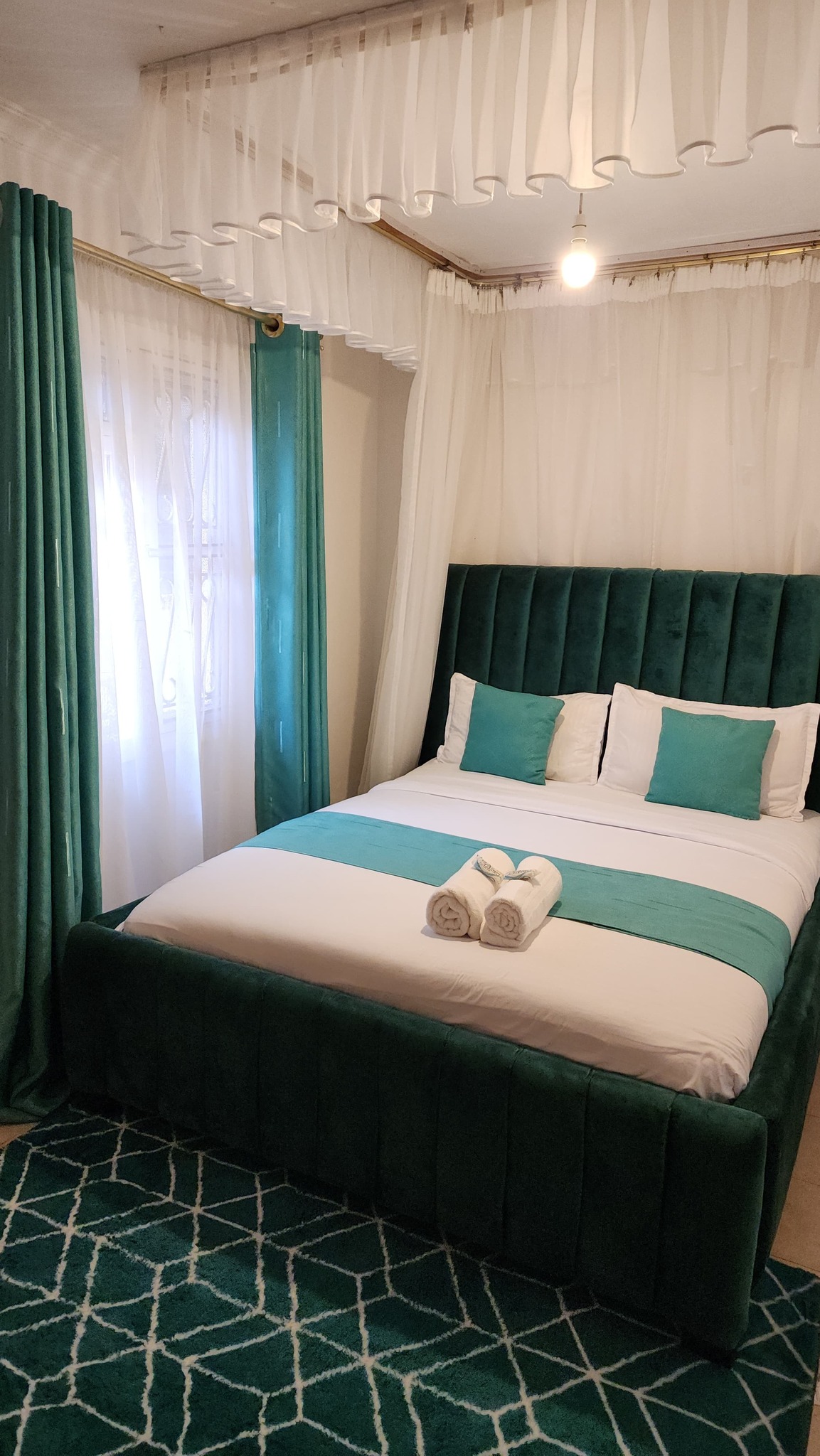 One bedroom Air Bnb available in Millimani Kisumu | Roomfinder 