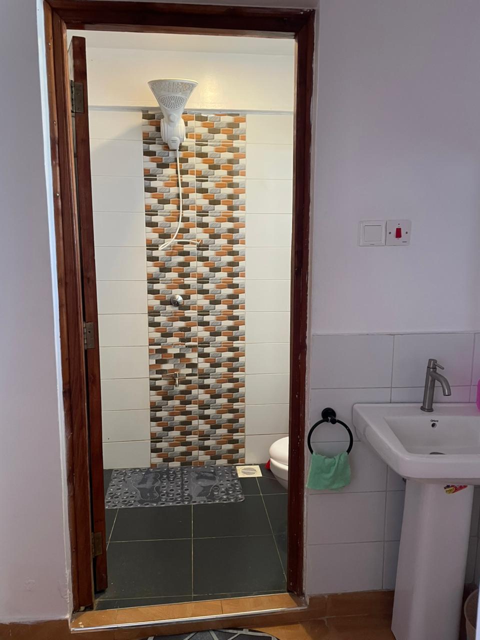 Executively Furnished 1 Bedroom Airbnb available in Eldoret Annex Estate Along Nakuru-Eldoret Highway | Roomfinder