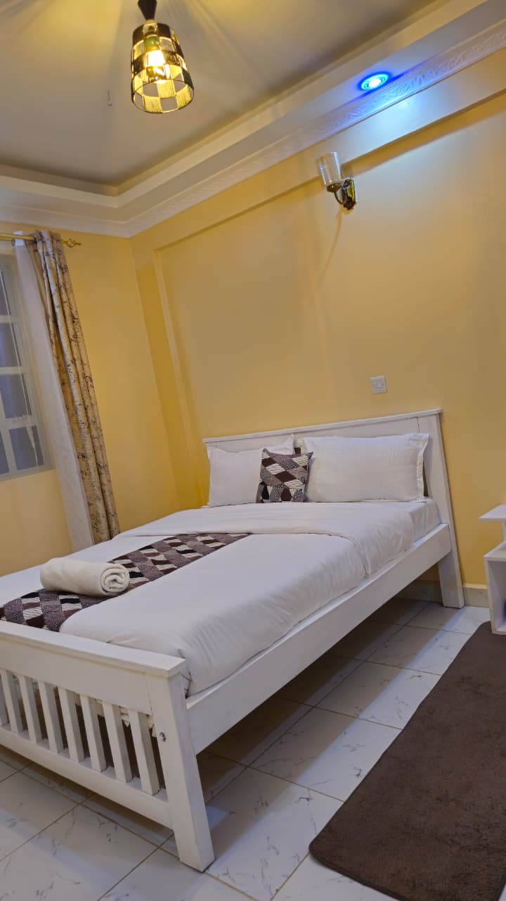 Executively Furnished 2 Bedroom Airbnb available in Eldorettown Pionner | Roomfinder